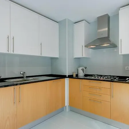 Privilege Folha De Louro With Rooftop Pool, Village Marina - Apartment *